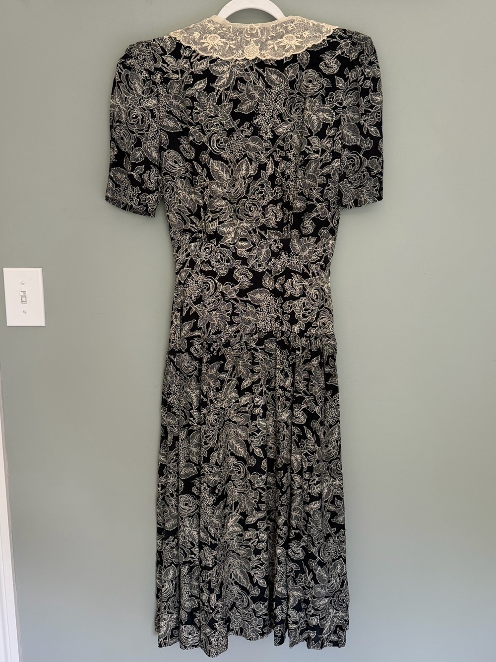 Vintage Jane Singer Black Cream Floral Cottagecore Button Front Midi Dress - Picture 9 of 14